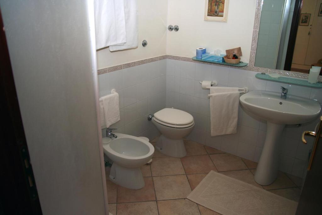 La Residenza Dei Nobili Bed & Breakfast กาตันซาโร ภายนอก รูปภาพ