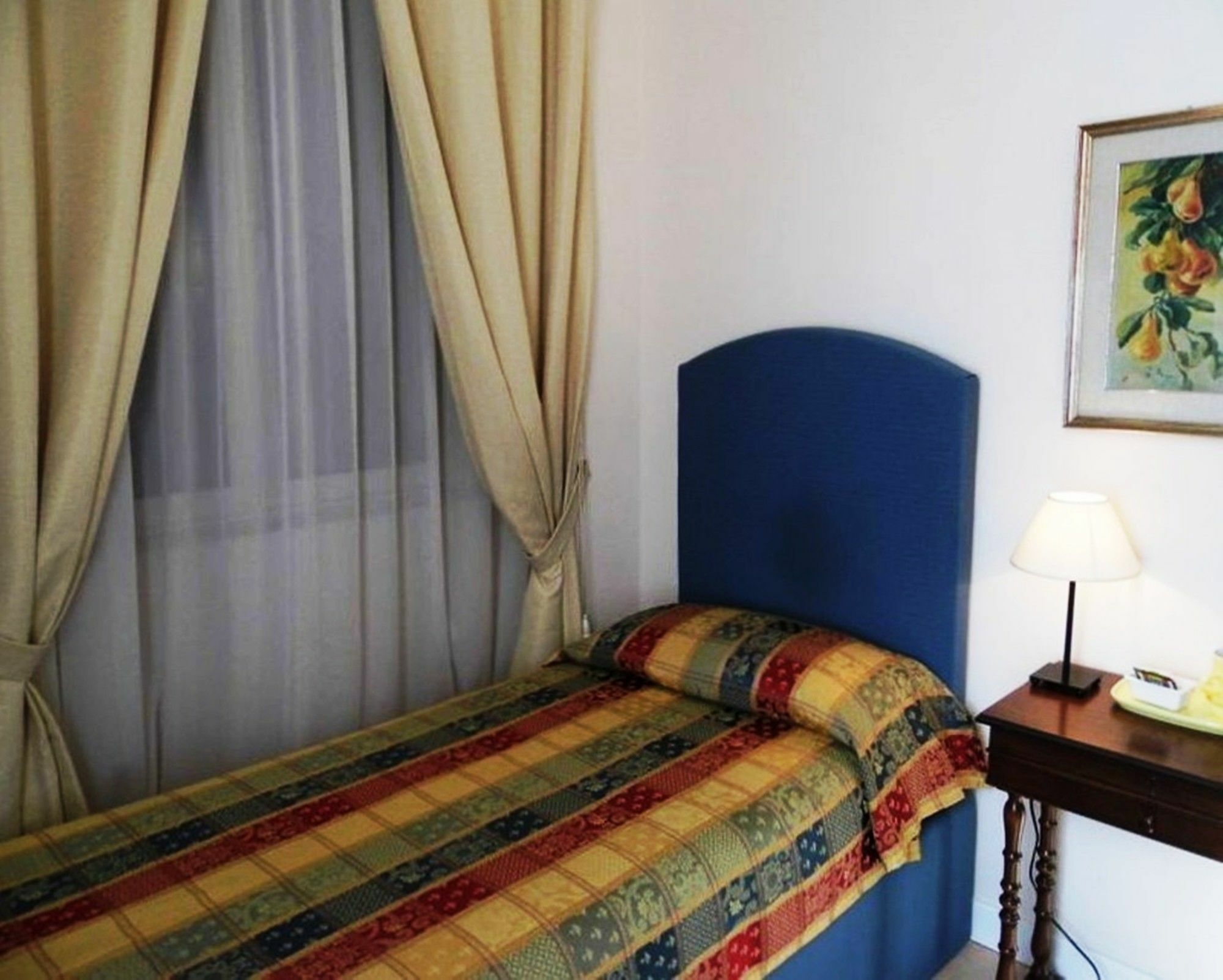 La Residenza Dei Nobili Bed & Breakfast กาตันซาโร ภายนอก รูปภาพ