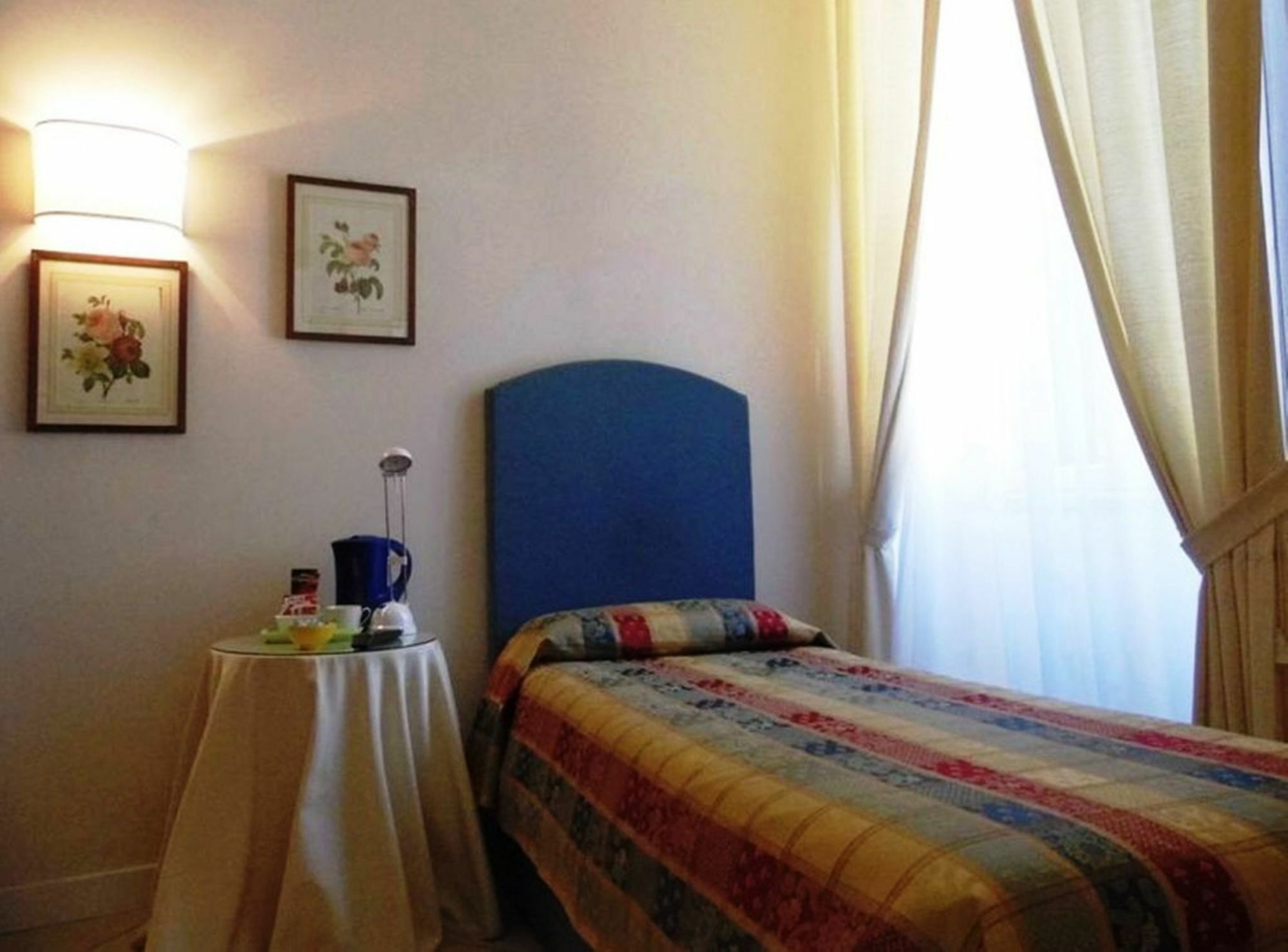 La Residenza Dei Nobili Bed & Breakfast กาตันซาโร ภายนอก รูปภาพ
